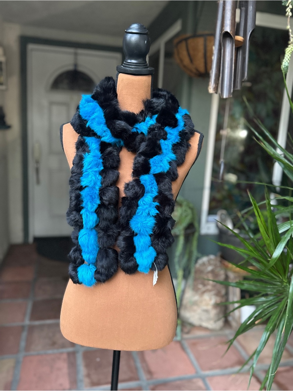 Nordstrom Vtg Black & Electric Blue m Fur Pom Scarf - Women Accessories